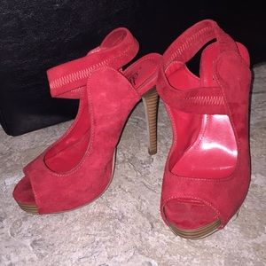 💚 Red suede high heels